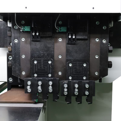 Retour Verticale V Snijmachine Automatisch V die Machine met Twee Hulpmiddelhouders groeven